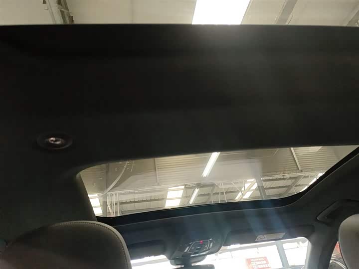 Фото 8 - Audi A6L