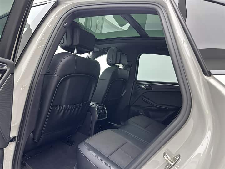 Фото 21 - Porsche Macan