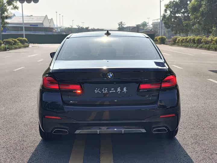 Фото 10 - BMW 5 Series