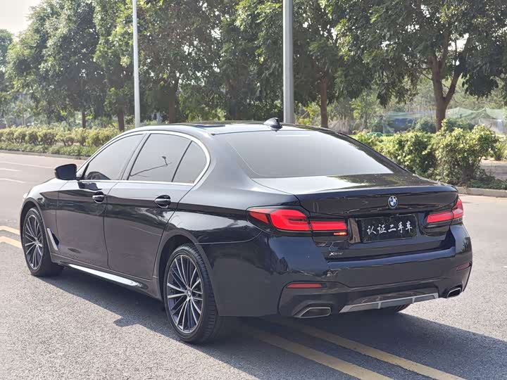 Фото 9 - BMW 5 Series