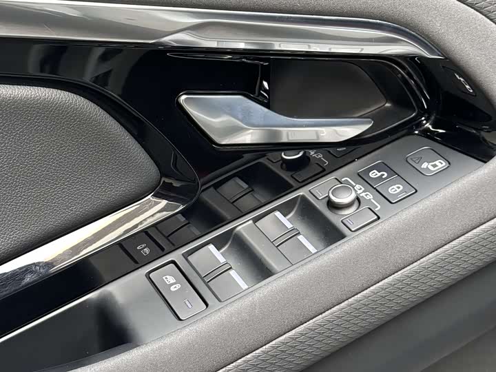 Фото 7 - Land Rover Range Rover Evoque L