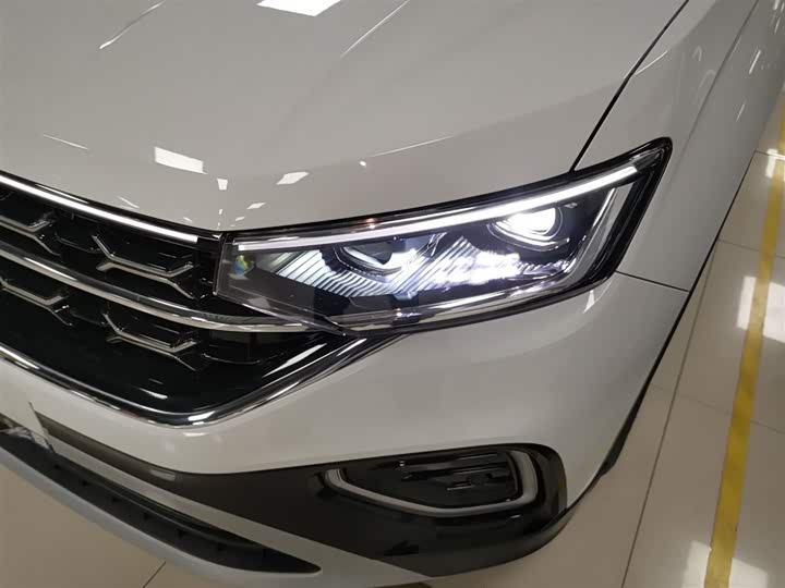 Фото 24 - Volkswagen Tayron