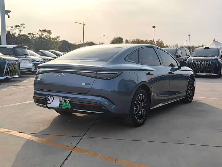 Фото 5 - BYD Seal 07 DM-i Hybrid