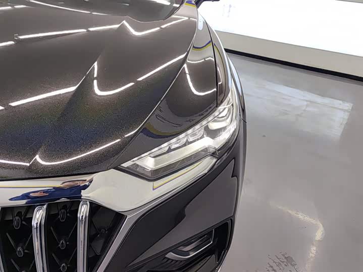 Фото 5 - Hongqi HS5