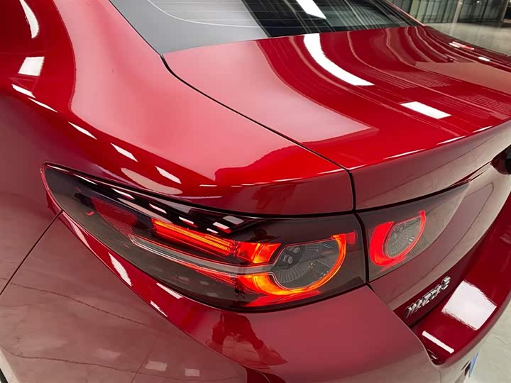 Фото 18 - Mazda 3 (Axela)