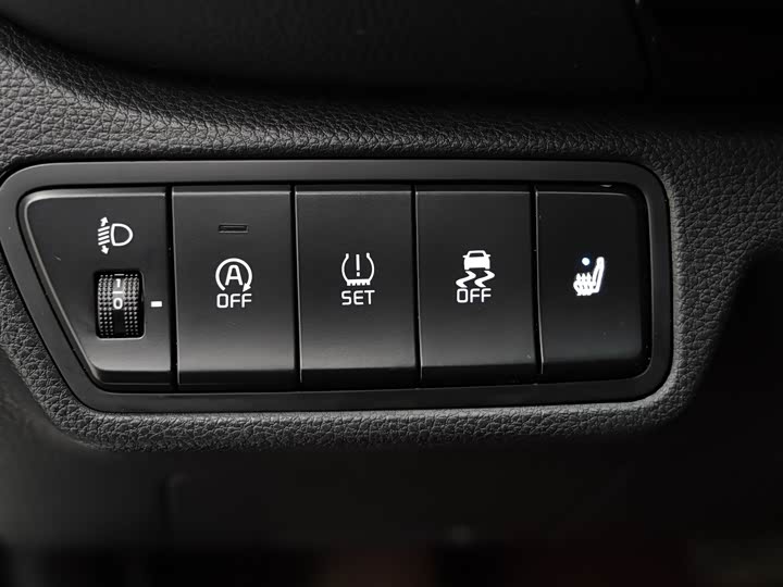 Фото 11 - Kia KX3