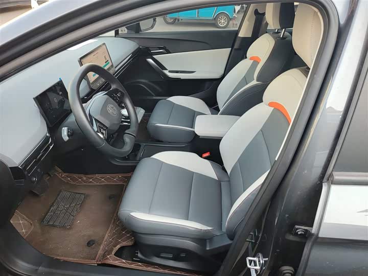 Фото 15 - MG Motor 4 EV