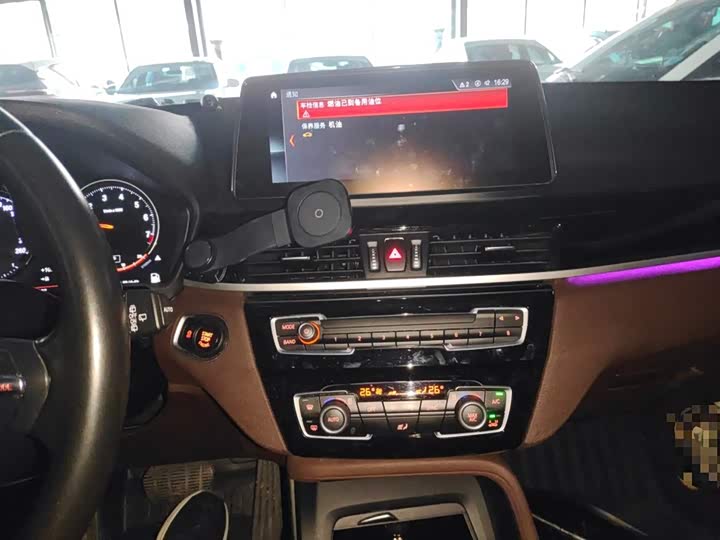 Фото 13 - BMW X1