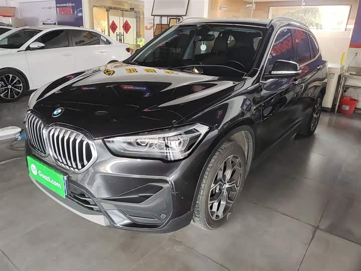 Фото 2 - BMW X1