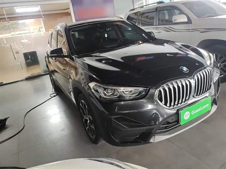 Фото 4 - BMW X1
