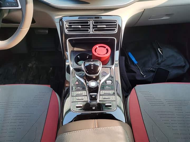 Фото 14 - BYD Qin Plus