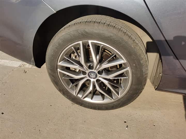 Фото 26 - BYD Qin Plus