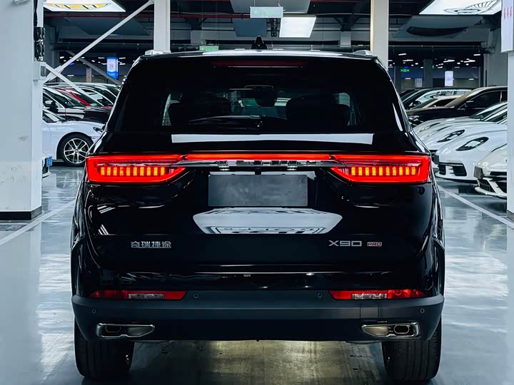 Фото 14 - Jetour X90 Pro