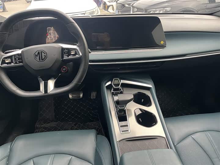 Фото 7 - MG Motor 7