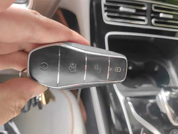 Фото 12 - BYD Qin Plus