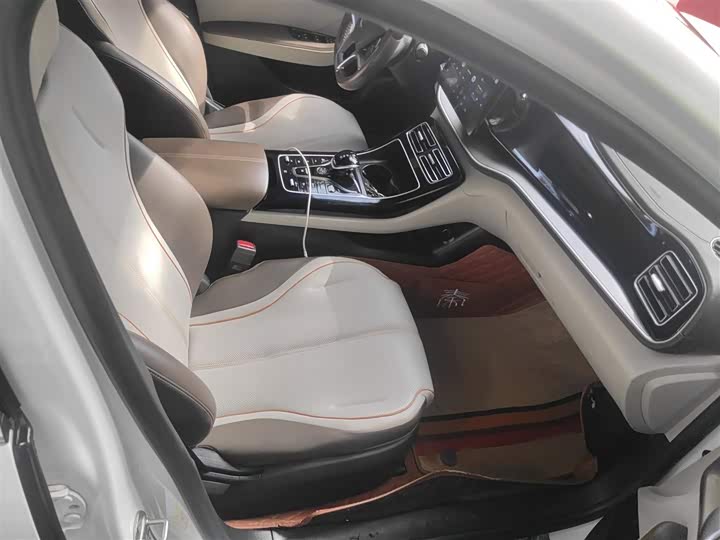 Фото 20 - BYD Qin Plus