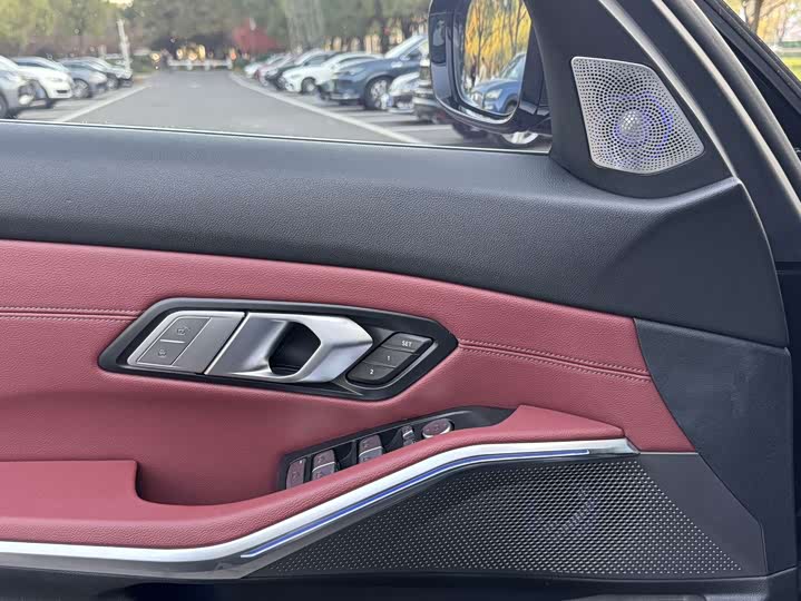 Фото 12 - BMW 3 Series