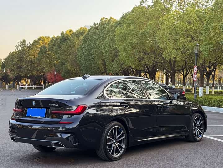 Фото 3 - BMW 3 Series