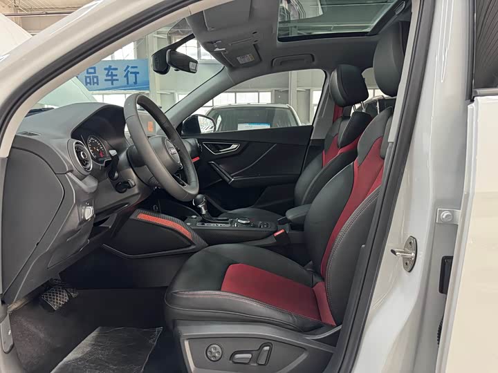 Фото 8 - Audi Q2L