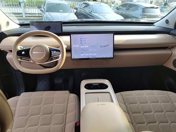 Фото 10 - Exeed Sterra ET