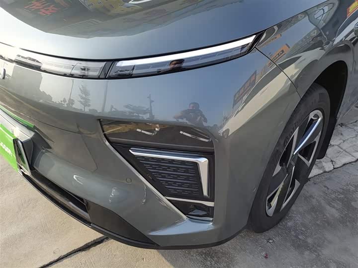 Фото 24 - Exeed Sterra ET