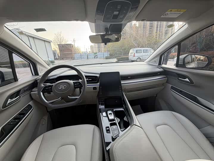 Фото 8 - Hyundai Custo