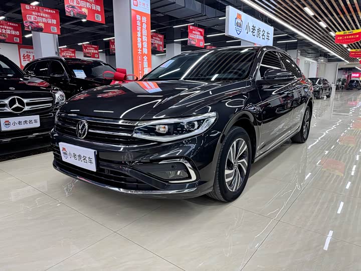 Фото 1 - Volkswagen Bora