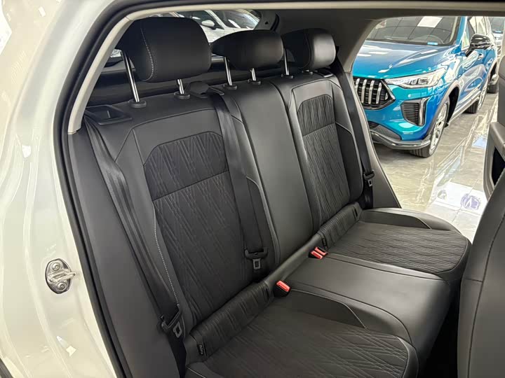 Фото 14 - Volkswagen T-Cross