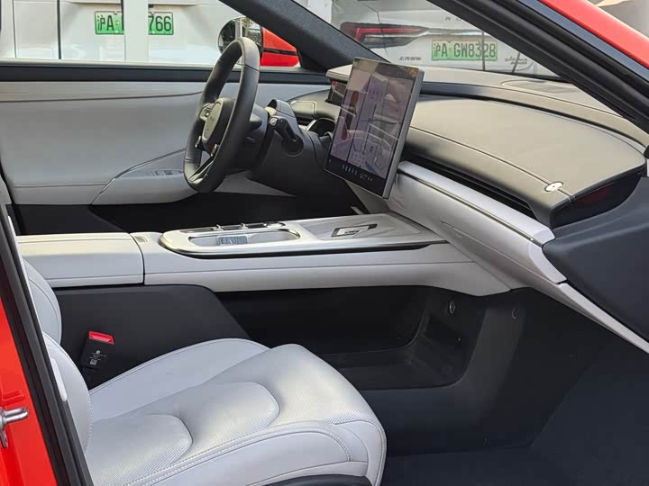 Фото 11 - Xiaomi SU7