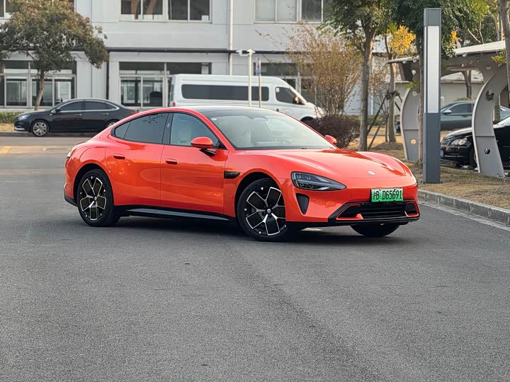 Фото 3 - Xiaomi SU7