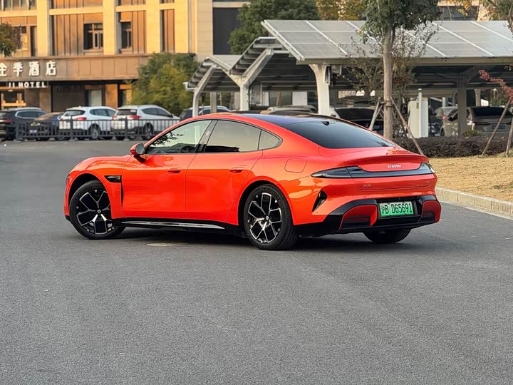 Фото 4 - Xiaomi SU7