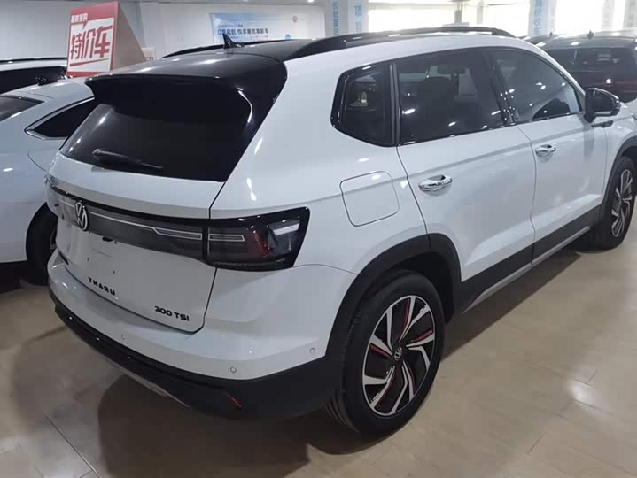 Фото 3 - Volkswagen Tharu