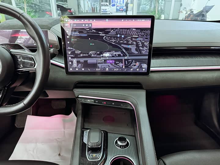 Фото 13 - Zeekr 001