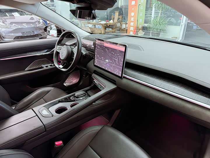 Фото 18 - Zeekr 001