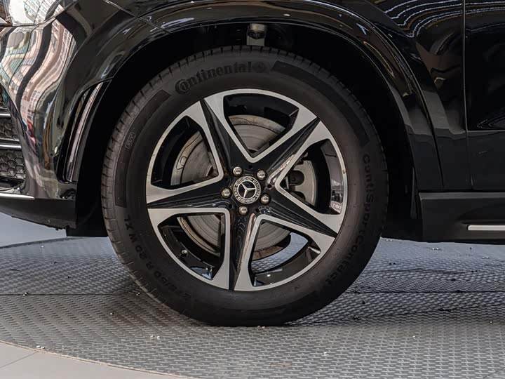 Фото 8 - Mercedes-Benz GLE-Class