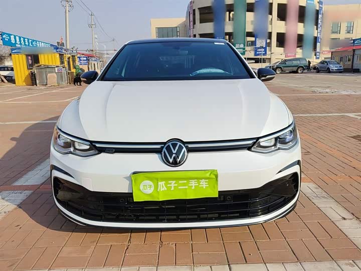 Фото 3 - Volkswagen Golf