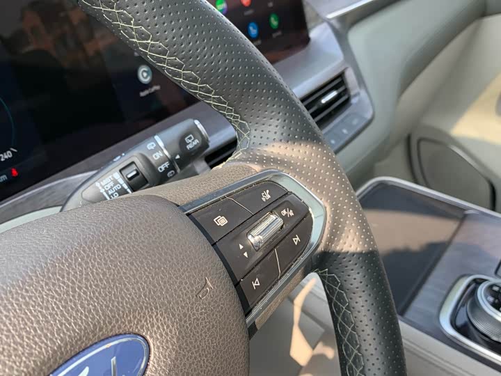 Фото 25 - Ford Equator Hybrid