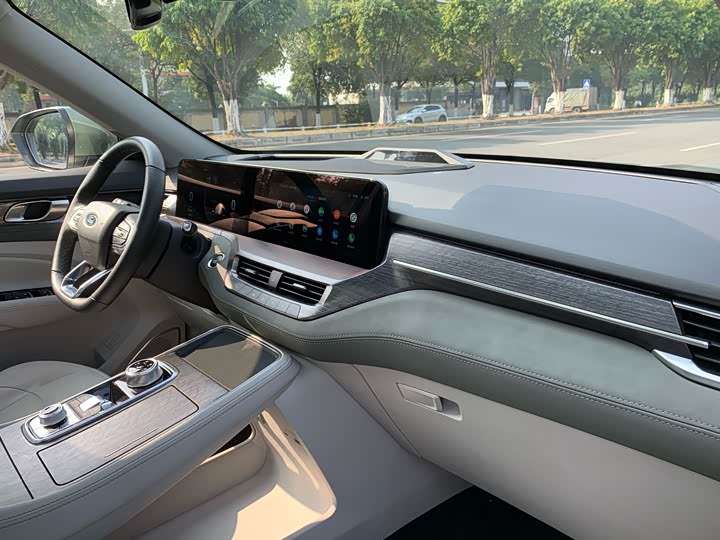 Фото 29 - Ford Equator Hybrid