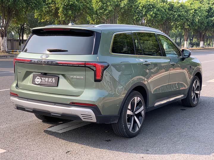 Фото 4 - Ford Equator Hybrid