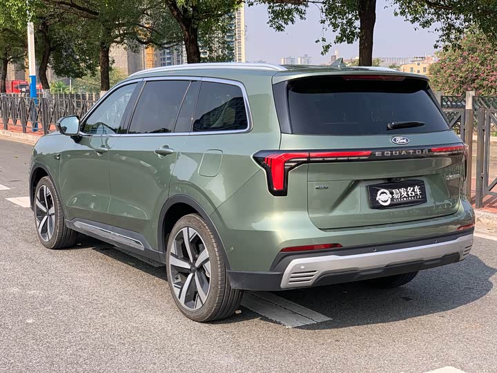 Фото 6 - Ford Equator Hybrid