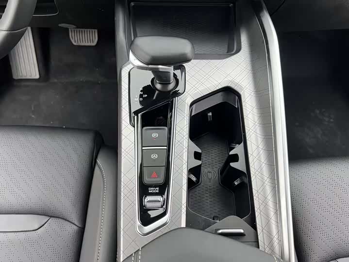 Фото 13 - Geely Preface