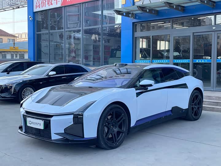 Фото 1 - HiPhi Z