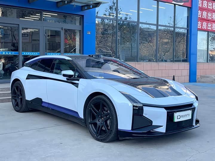 Фото 3 - HiPhi Z