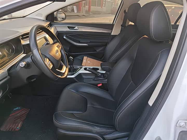 Фото 15 - Chery Arrizo 5