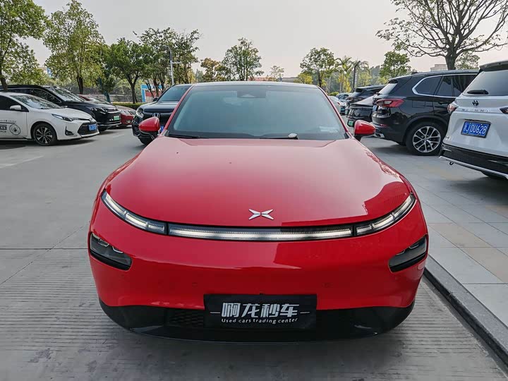 Фото 2 - XPeng P7