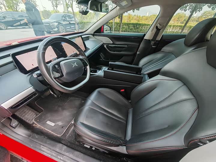 Фото 7 - XPeng P7