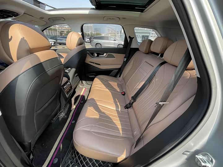 Фото 12 - Chery Tiggo 8L