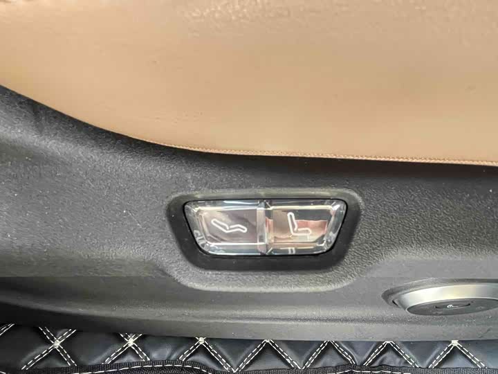 Фото 17 - Chery Tiggo 8L