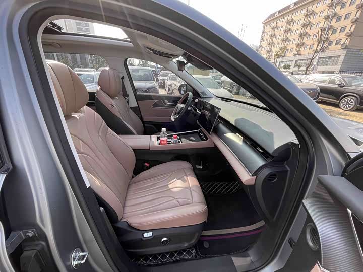 Фото 18 - Chery Tiggo 8L