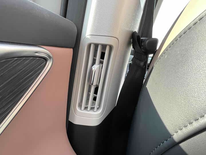 Фото 21 - Chery Tiggo 8L